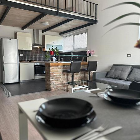 Apartment Stucin Vipava Luaran gambar
