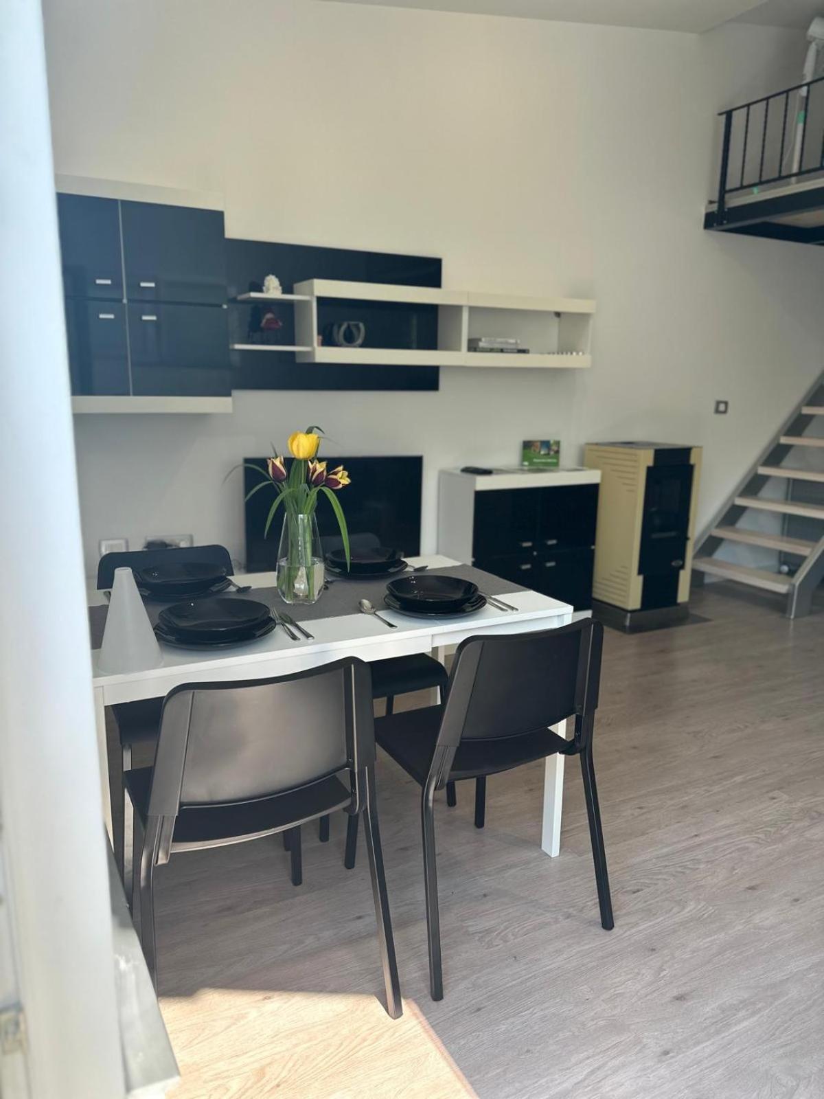 Apartment Stucin Vipava Luaran gambar